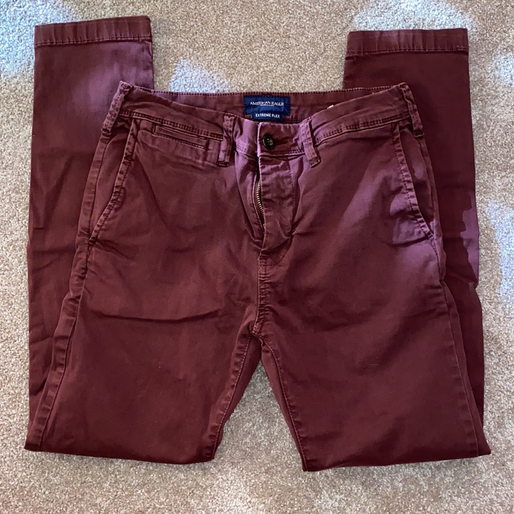 American Eagle Outfitters Men's Burgundy Chino Pants